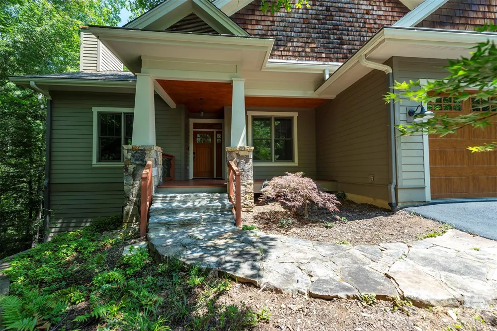 416 Ivy Road Black Mountain, NC 28711