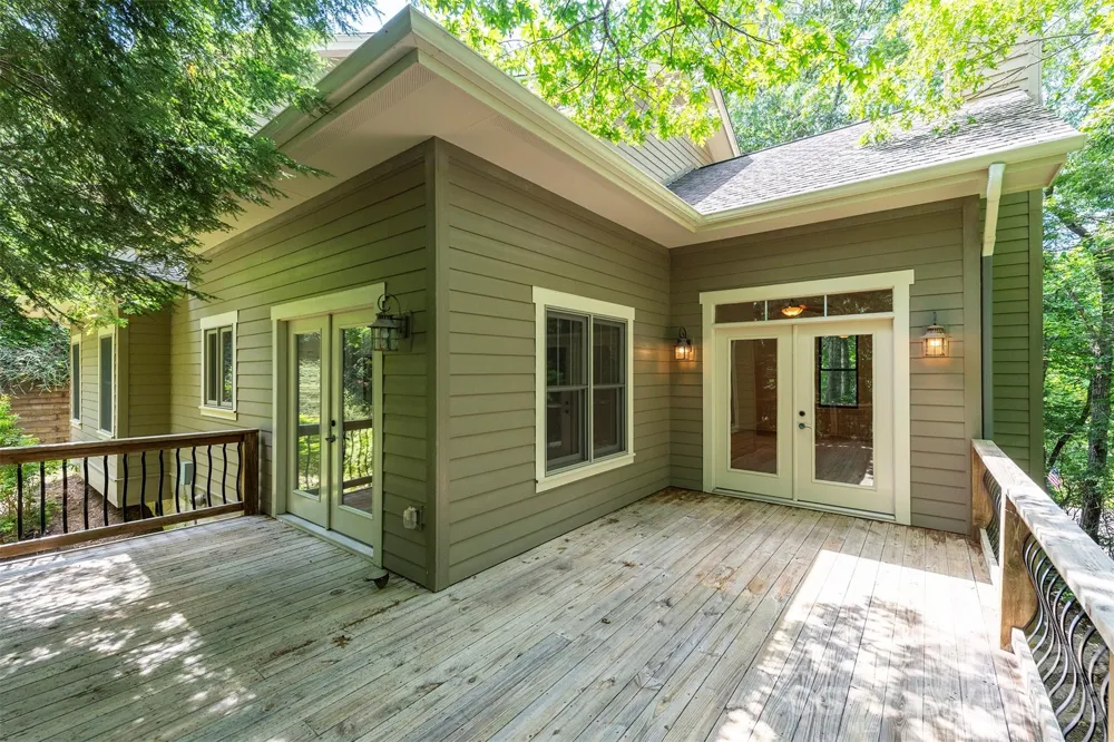 416 Ivy Road Black Mountain, NC 28711