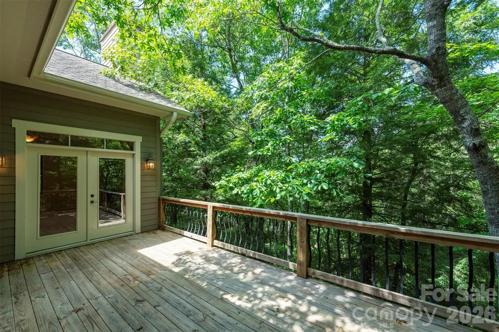 416 Ivy Road Black Mountain, NC 28711