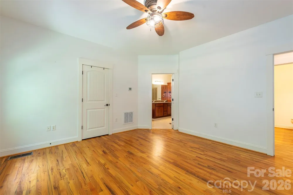 416 Ivy Road Black Mountain, NC 28711
