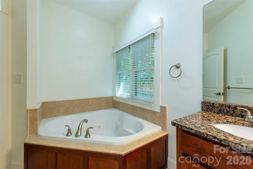 416 Ivy Road Black Mountain, NC 28711