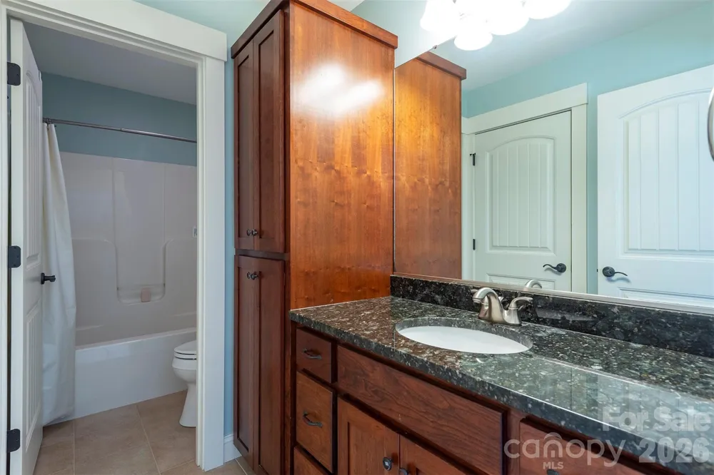 416 Ivy Road Black Mountain, NC 28711