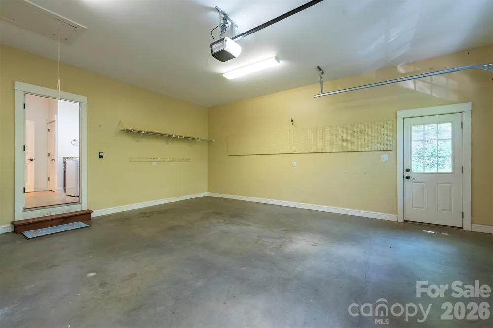 416 Ivy Road Black Mountain, NC 28711