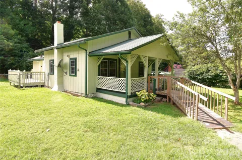 2124 Pisgah Highway