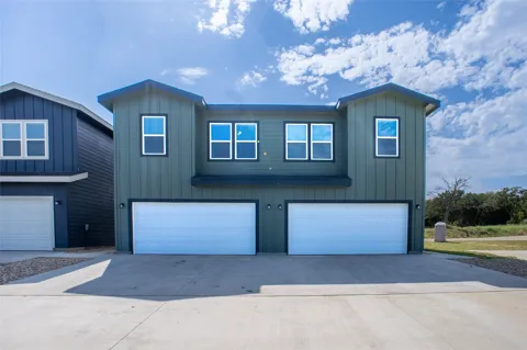 3501 Renfro #417