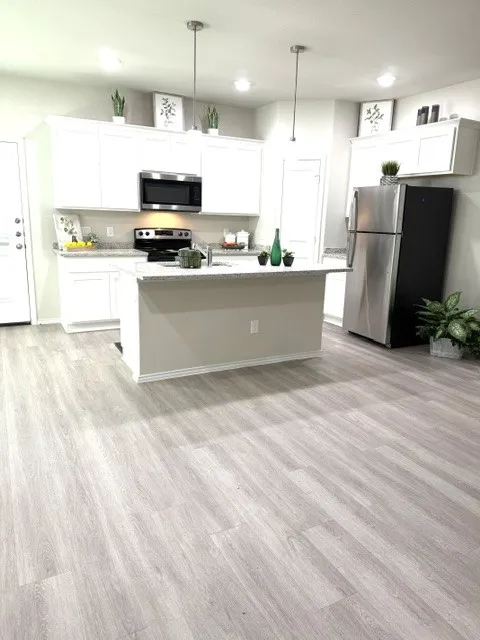 3501 Renfro #417 Burleson, TX 76028