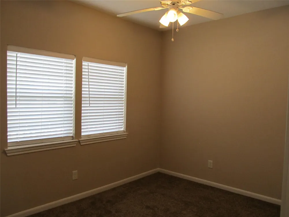 903 16th Street San Leon, TX 77539