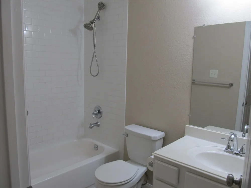 903 16th Street San Leon, TX 77539