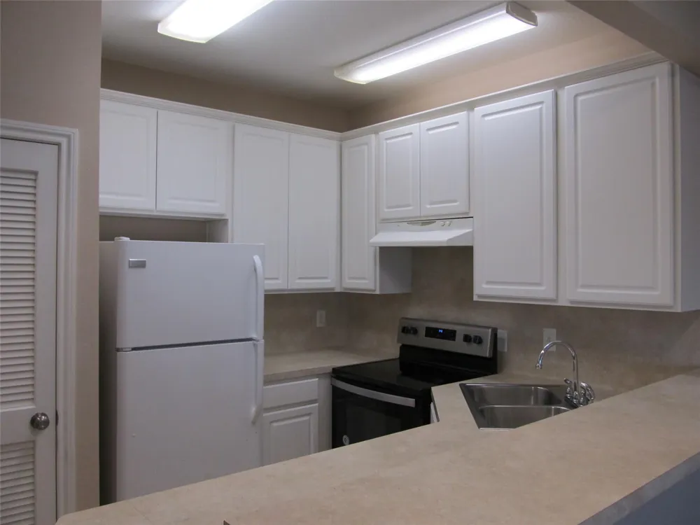 903 16th Street San Leon, TX 77539