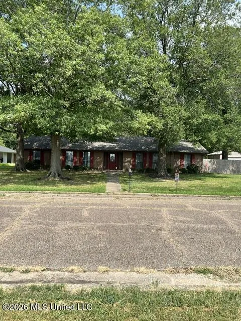 1002 Owen Meadows Street Clarksdale, MS 38614