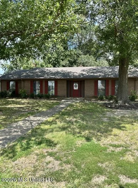1002 Owen Meadows Street Clarksdale, MS 38614