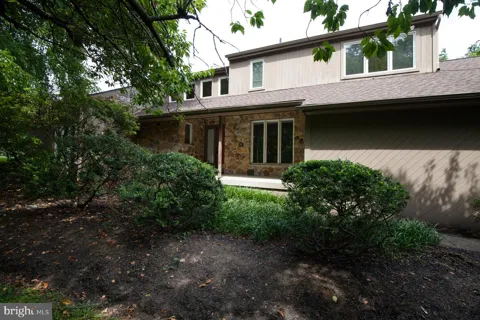1400 HICKORY HILL RD