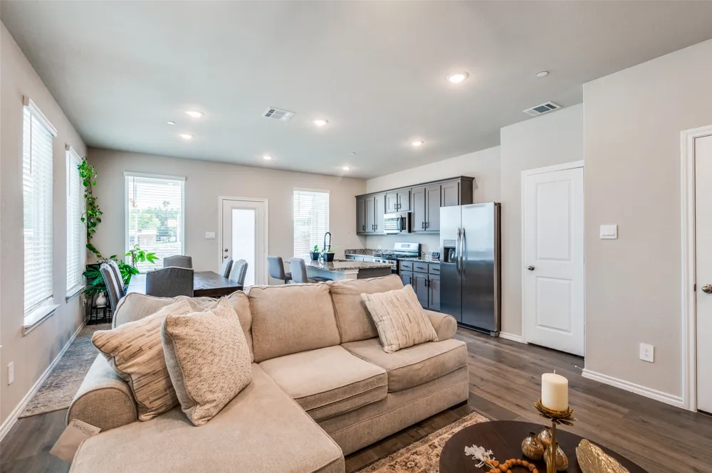 7073 Cypress Drive Richland Hills, TX 76118