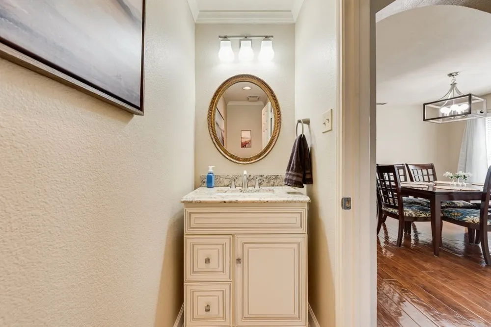 6239 Cupertino Trail Dallas, TX 75252