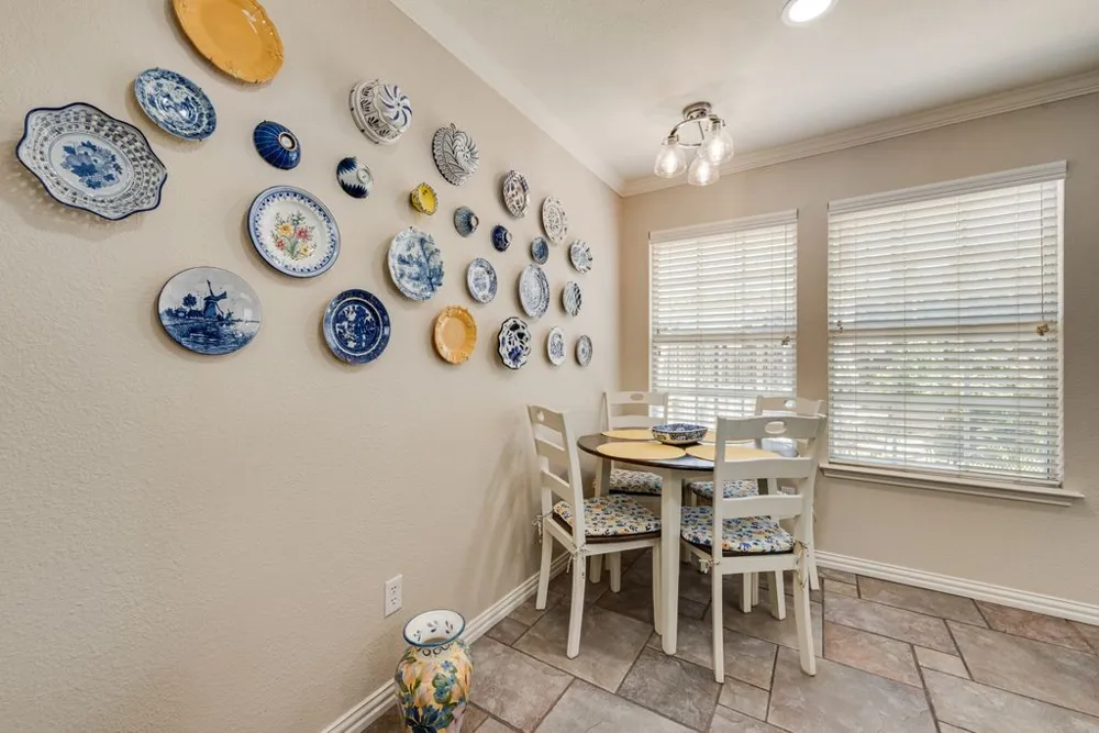 6239 Cupertino Trail Dallas, TX 75252