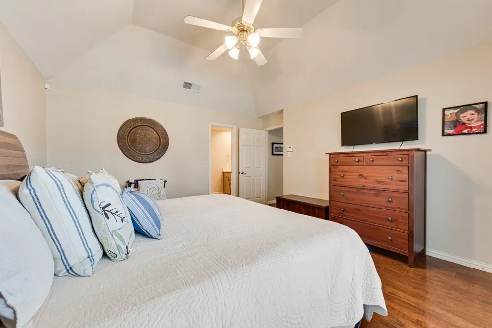 6239 Cupertino Trail Dallas, TX 75252