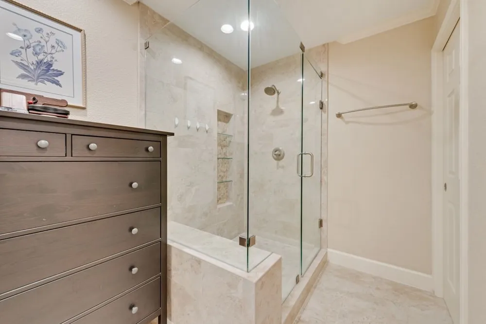 6239 Cupertino Trail Dallas, TX 75252