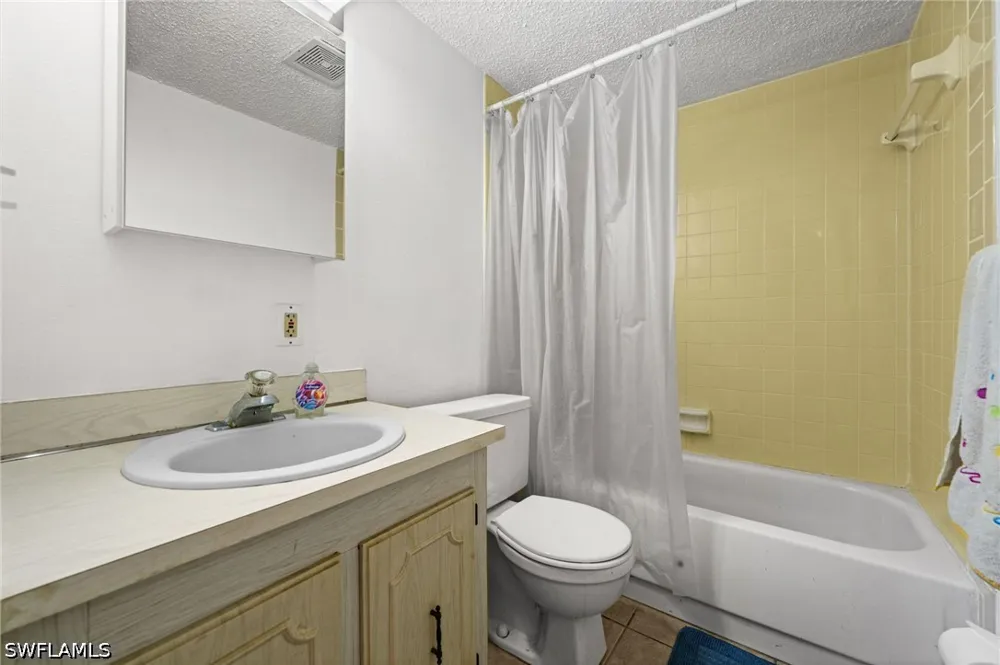 New Post Drive #3 North Fort Myers, FL 33917