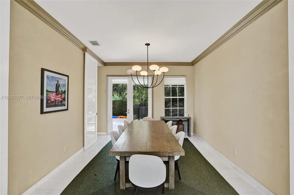 3690 NE 199th St #3690 Aventura, FL 33180