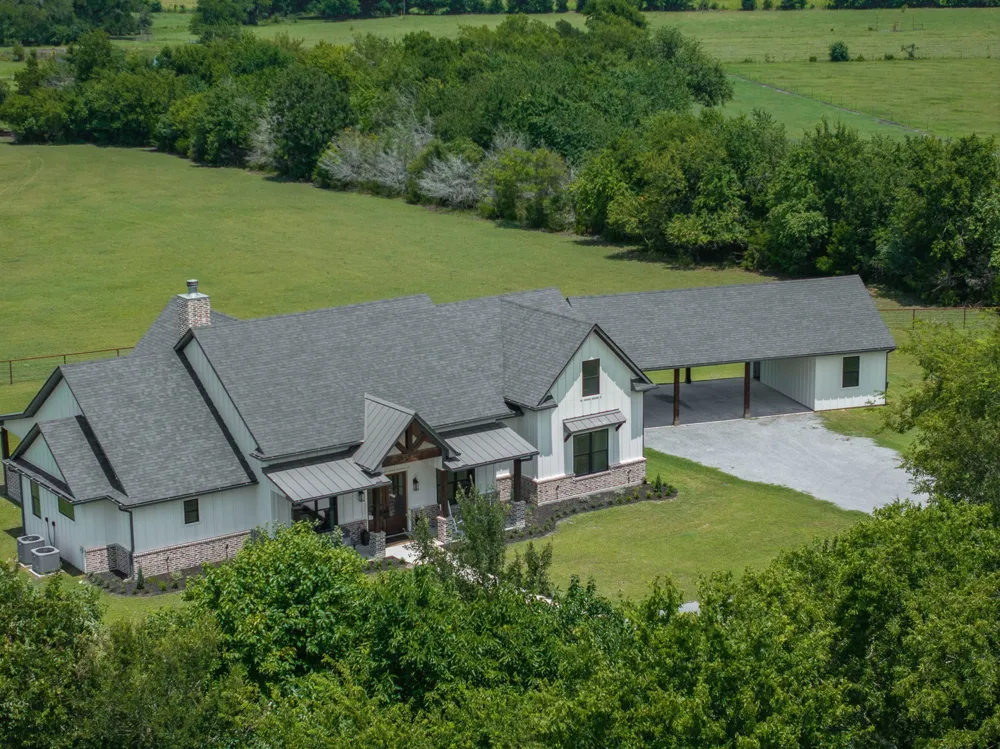 3738 Country Road 222 Anderson, TX 77830