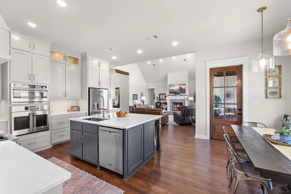 3738 Country Road 222 Anderson, TX 77830