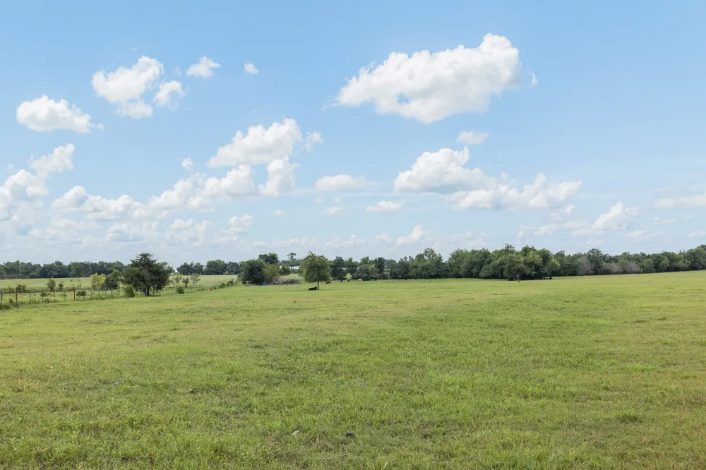 3738 Country Road 222 Anderson, TX 77830