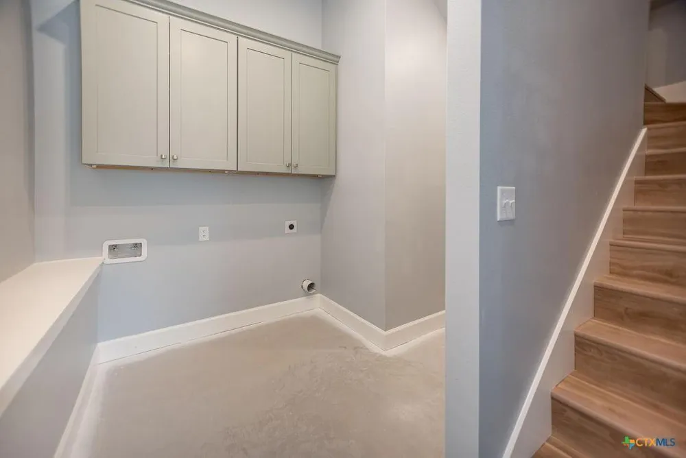 109 Whooping Crane Street Port O Connor, TX 77982