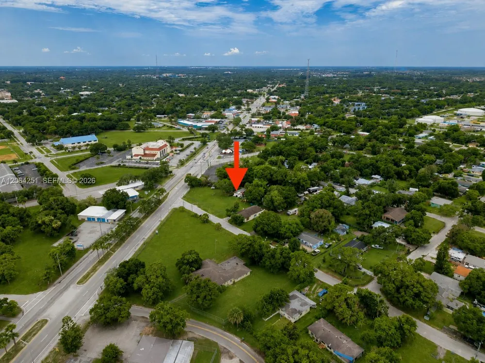 2108 Okeechobee Rd Fort Pierce, FL 34950