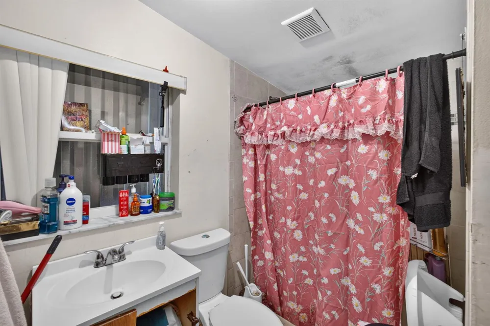 1220 Cherokee Street Jupiter, FL 33458