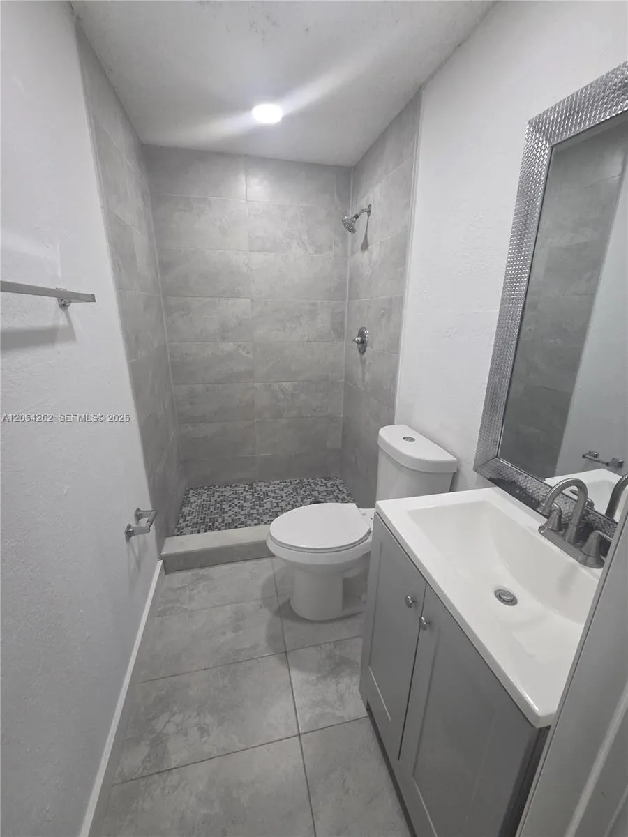 1235 SW 136th Pl #0 Miami, FL 33184