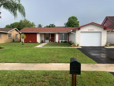 9350 NW 38th Place