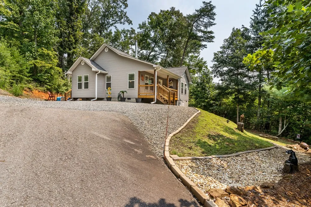 216 Hideaway Road Morganton, GA 30560
