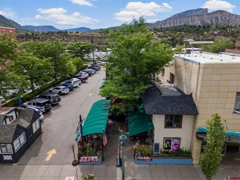707 Main Avenue