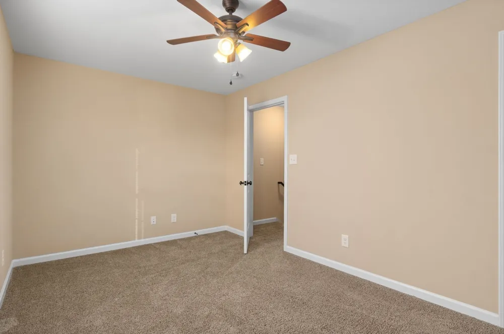 1110 Ashridge Drive #F3 Clarksville, TN 37042