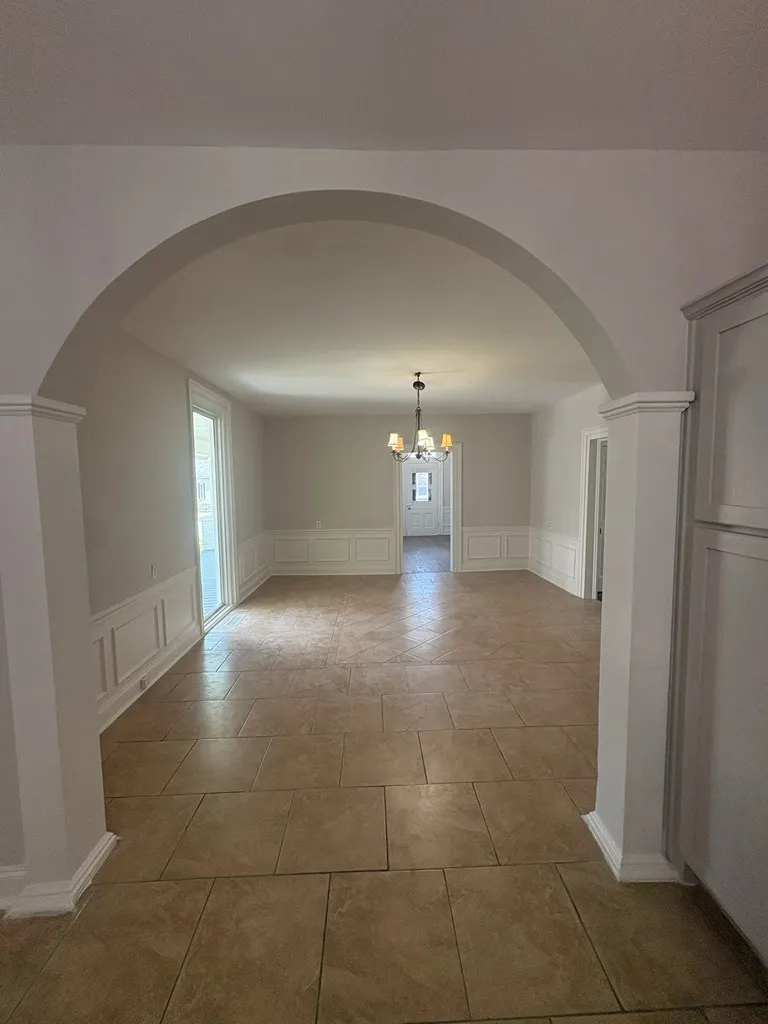 18215 Main Street Woodbury, GA 30293