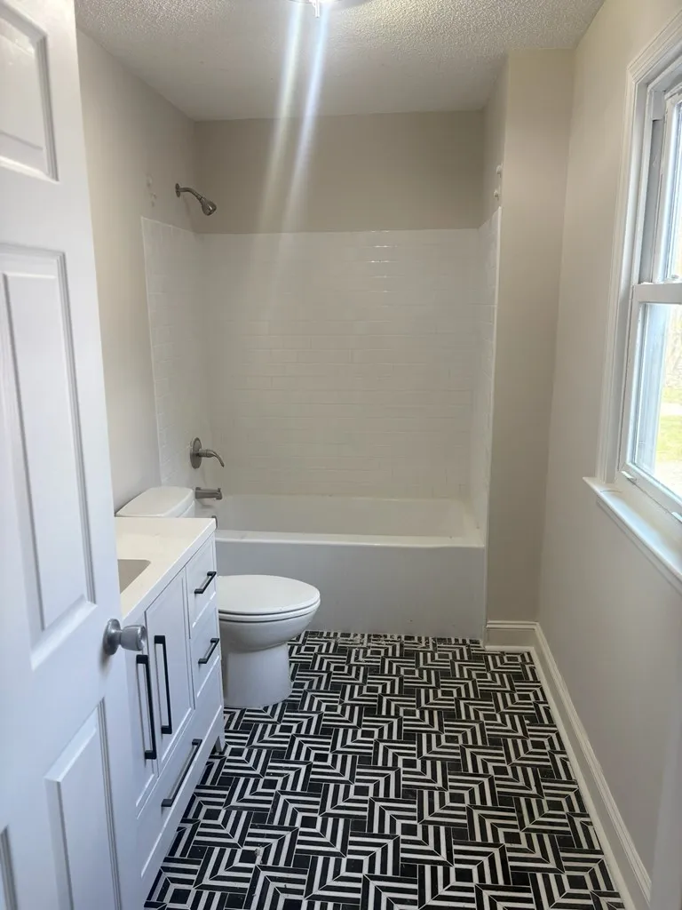 18215 Main Street Woodbury, GA 30293