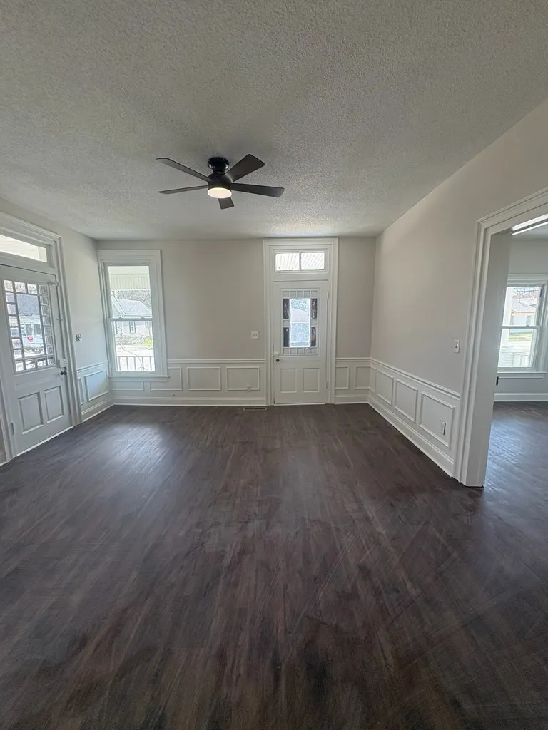 18215 Main Street Woodbury, GA 30293