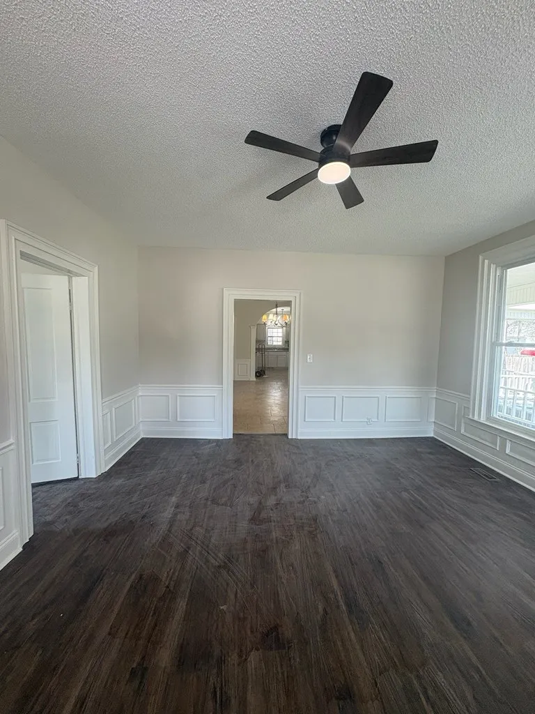 18215 Main Street Woodbury, GA 30293