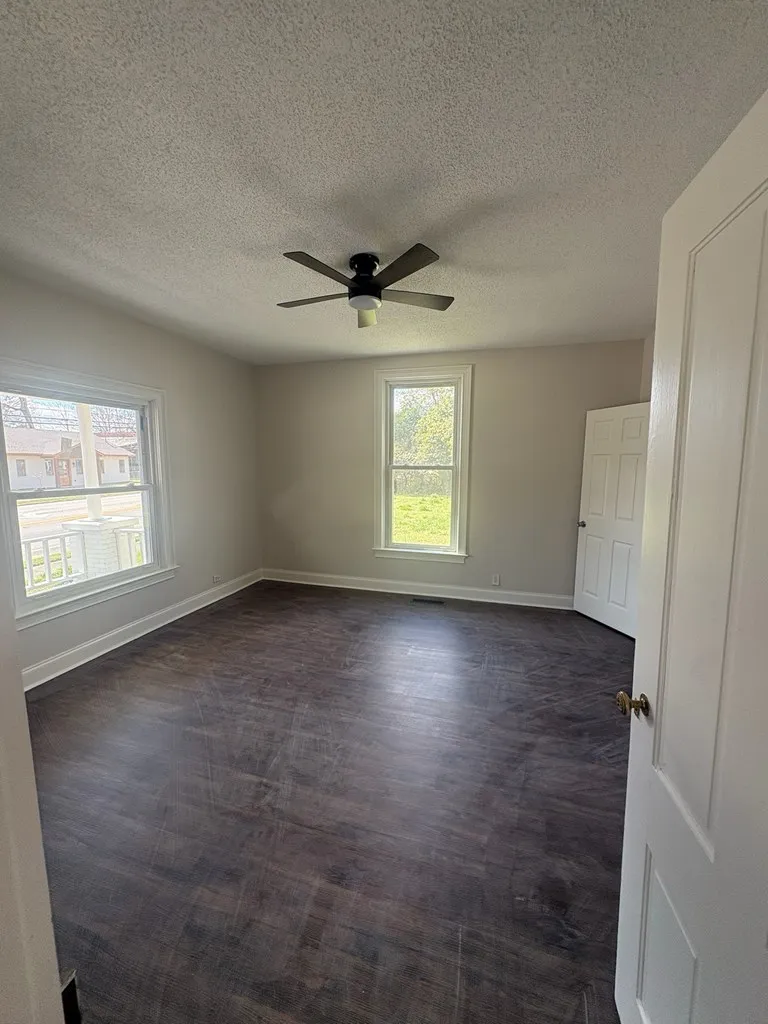 18215 Main Street Woodbury, GA 30293