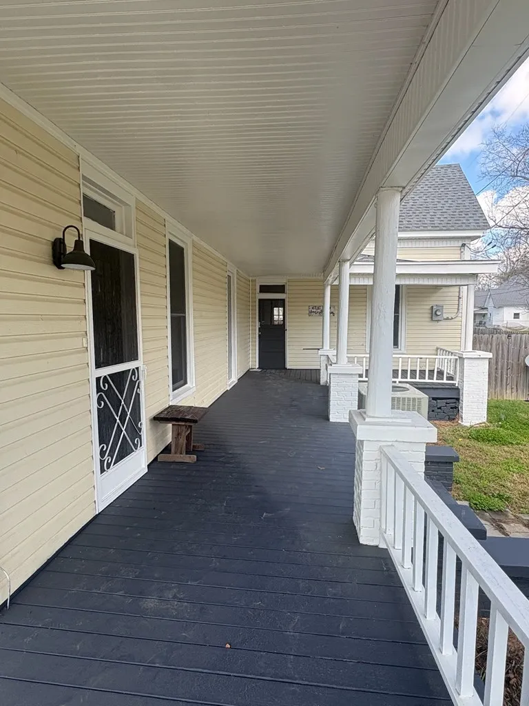 18215 Main Street Woodbury, GA 30293