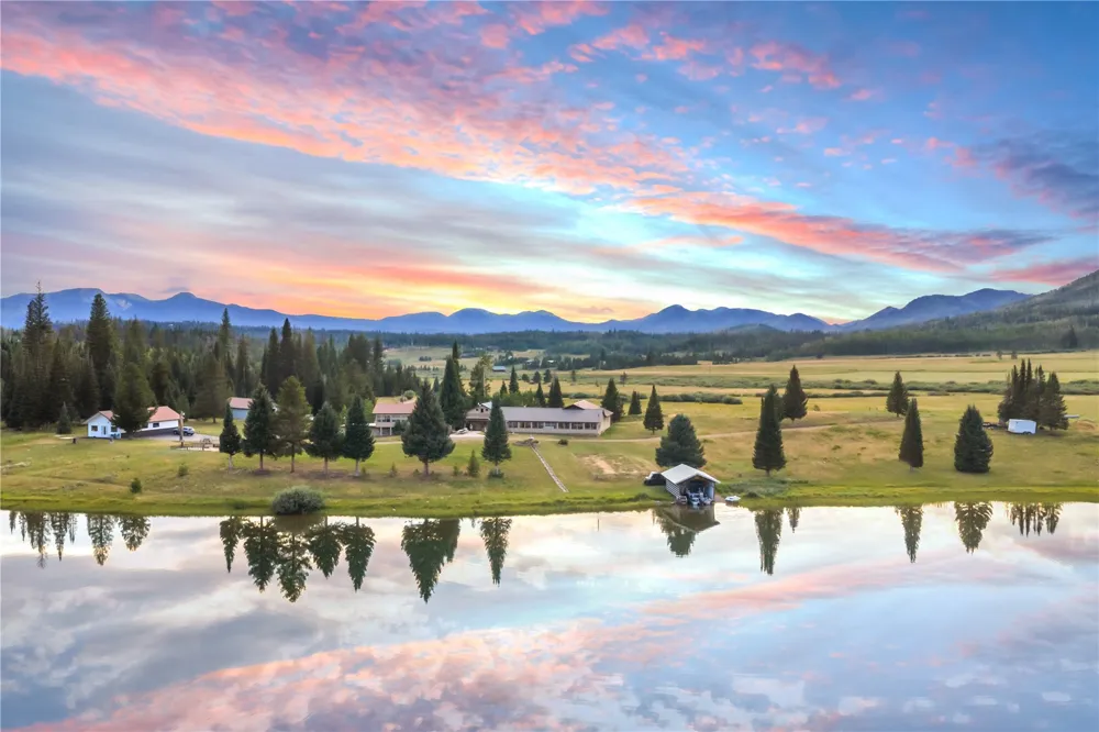 28400 COUNTY ROAD 209A Clark, CO 80487