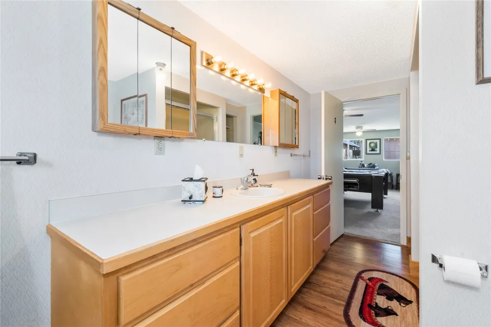 28400 COUNTY ROAD 209A Clark, CO 80487