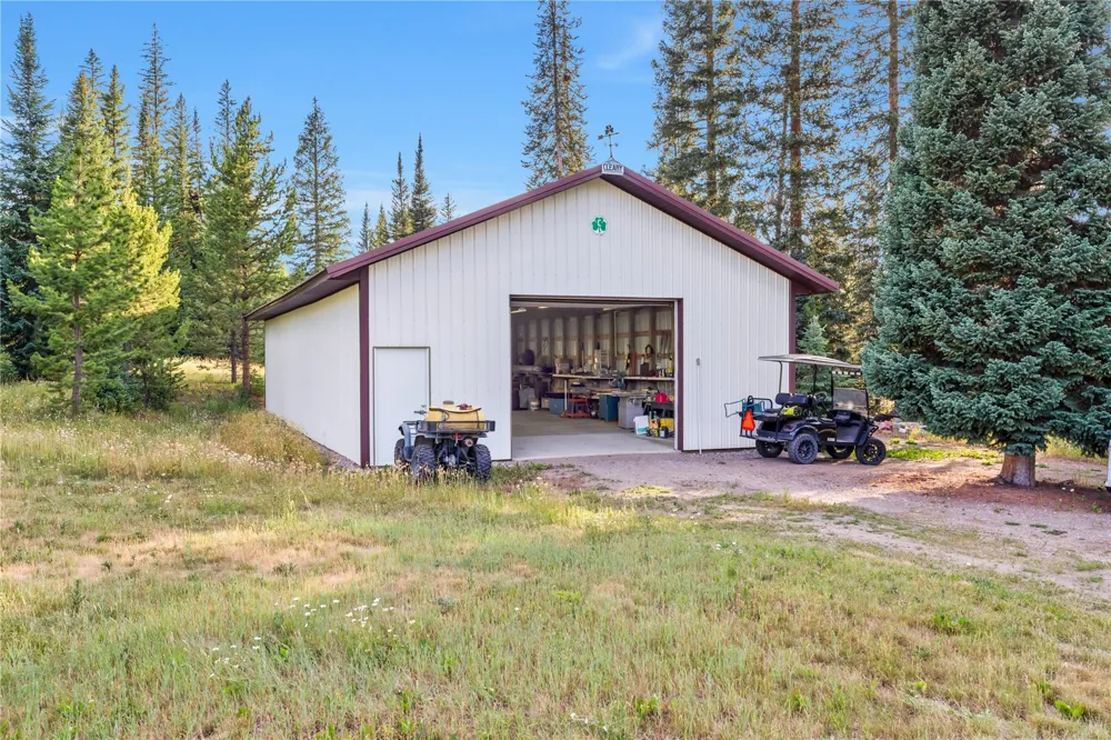 28400 COUNTY ROAD 209A Clark, CO 80487