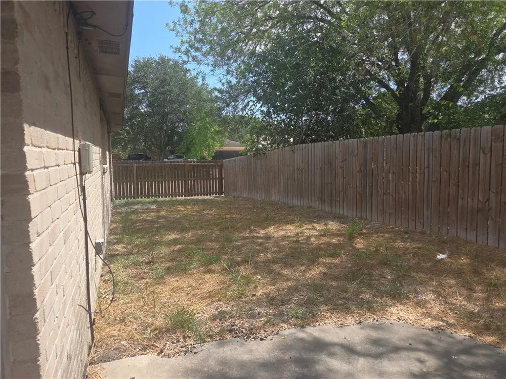 3734 Honey Creek Drive Corpus Christi, TX 78410