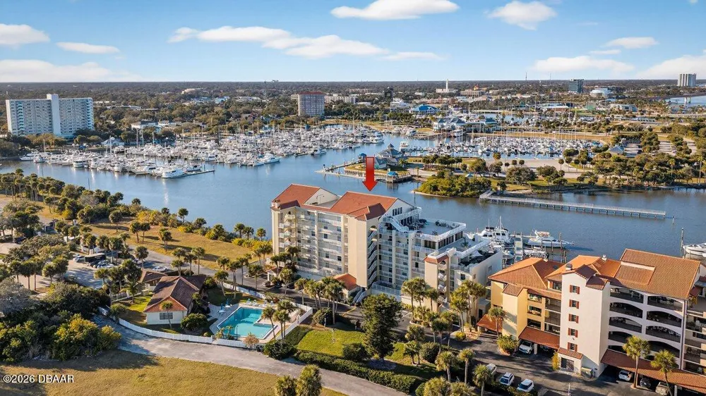 522 Marina Point Drive Daytona Beach, FL 32114
