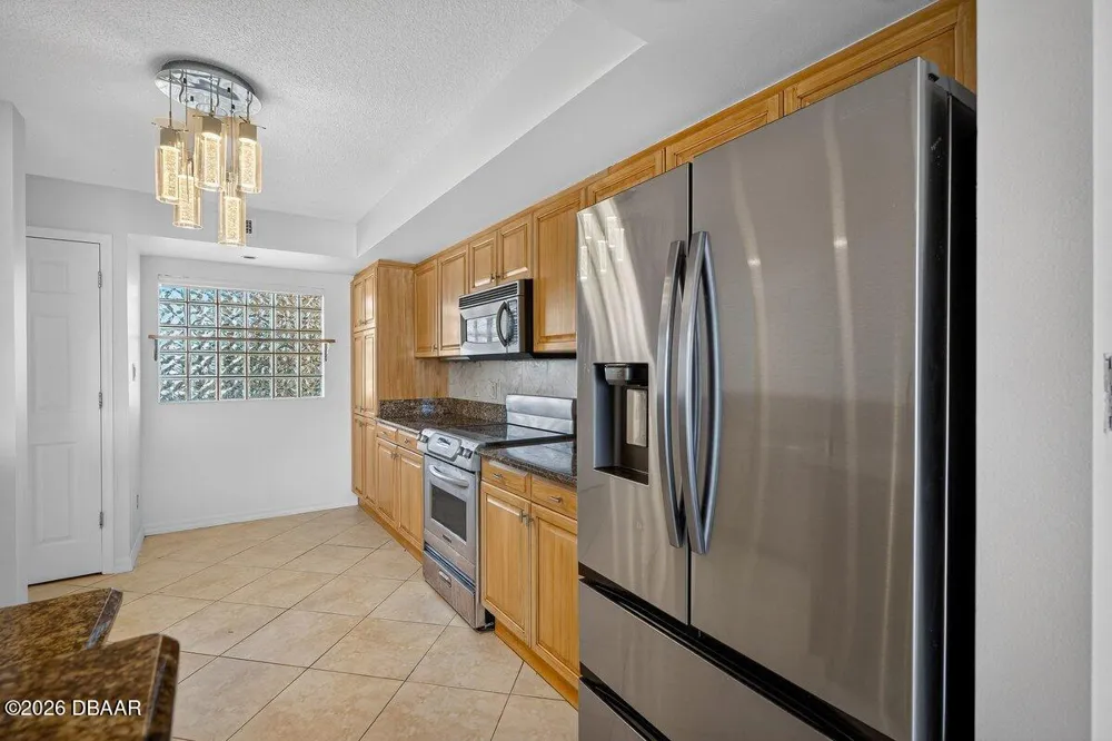522 Marina Point Drive Daytona Beach, FL 32114