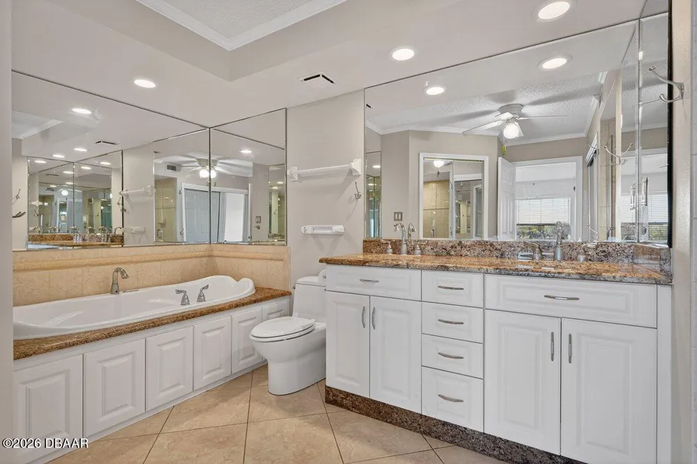 522 Marina Point Drive Daytona Beach, FL 32114