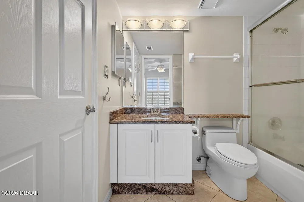 522 Marina Point Drive Daytona Beach, FL 32114