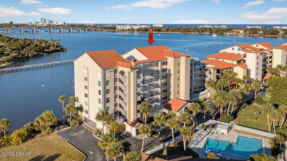 522 Marina Point Drive Daytona Beach, FL 32114