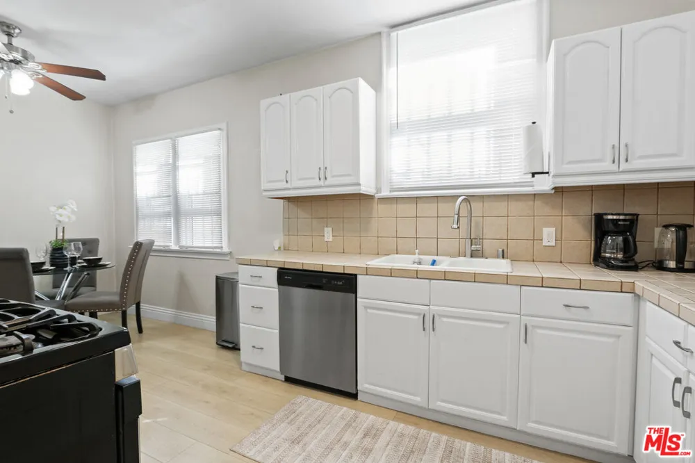 442 Orange Grove Avenue Los Angeles, CA 90036